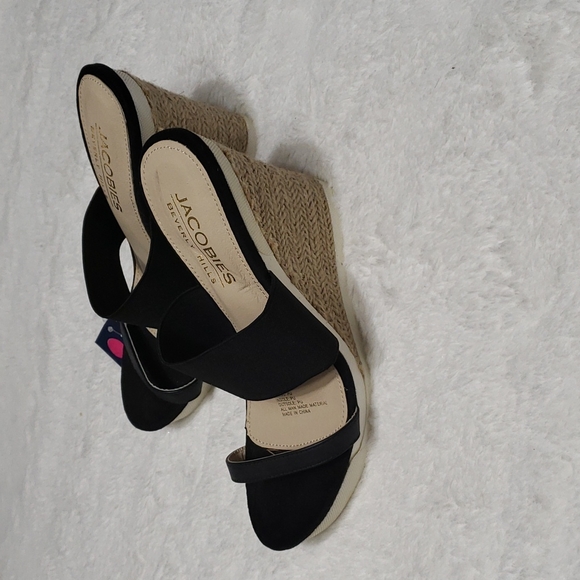 Size 7.5 wedge shoes NWT - Picture 4 of 4